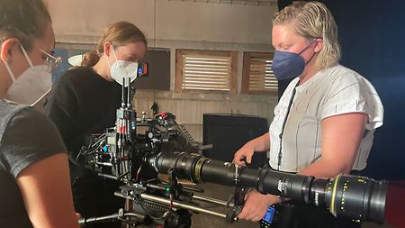 ARRI-Rental-Life-is-not-a-competition-DP-Caroline Spreitzenbart-ALEXA-Mini_BTS_20_Julia_Fuhr_Mann